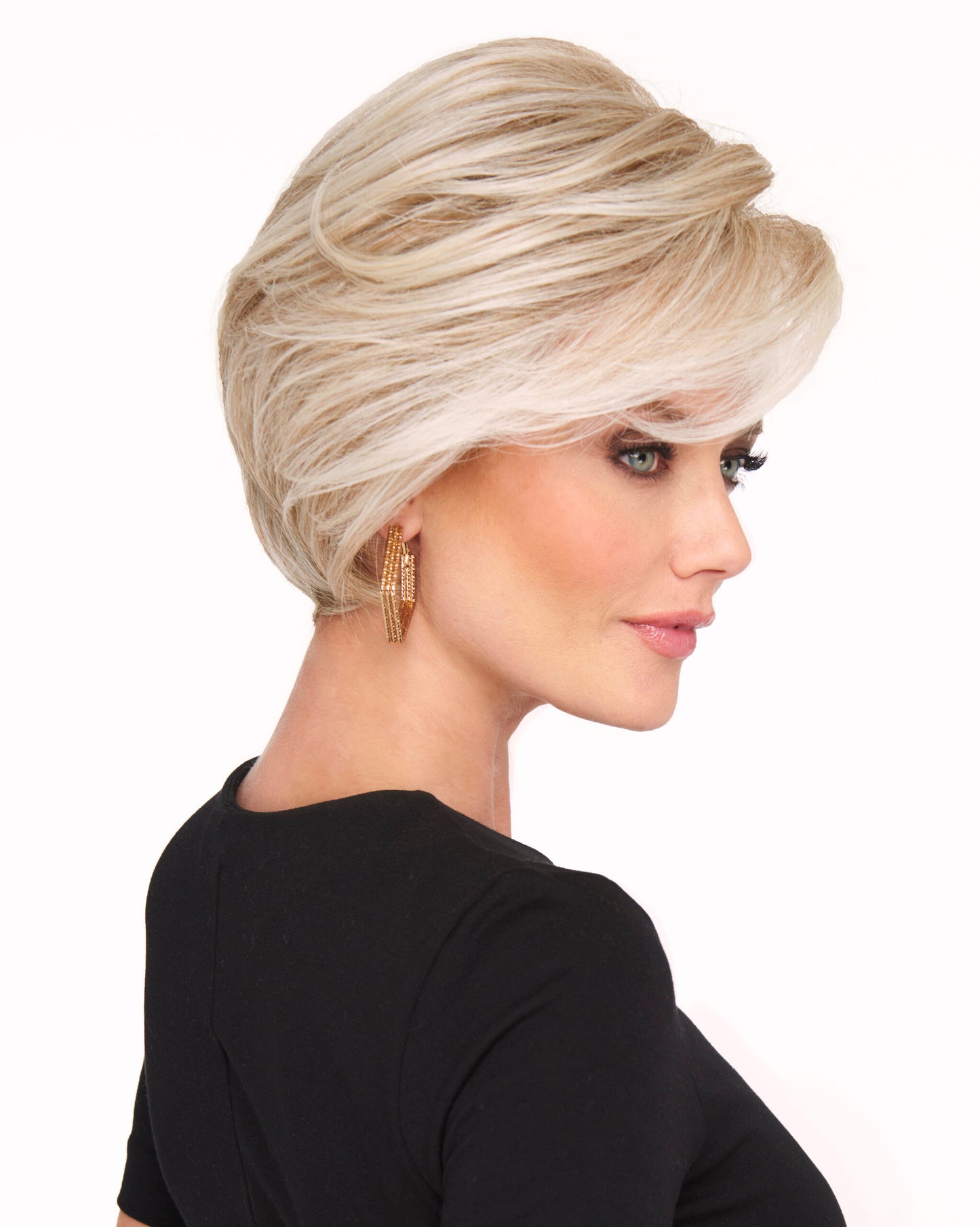 Easy Does It wig - Raquel Welch