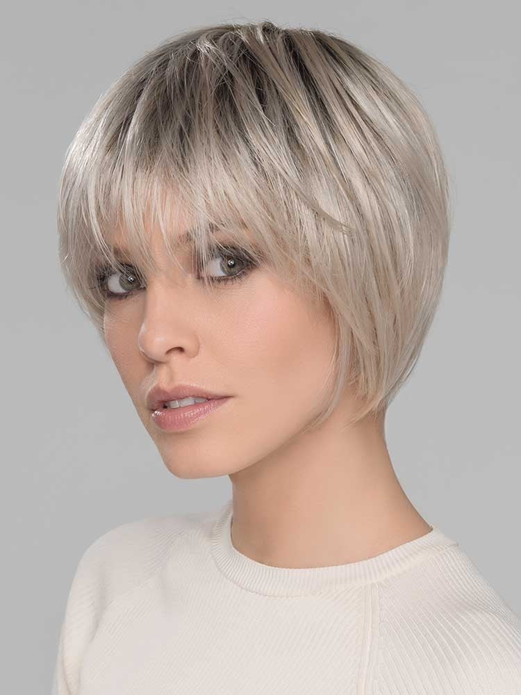 Beam wig by Ellen Wille in Light Champagne Rooted, a chic short bob with layers, fringe, and mono crown for natural volume.