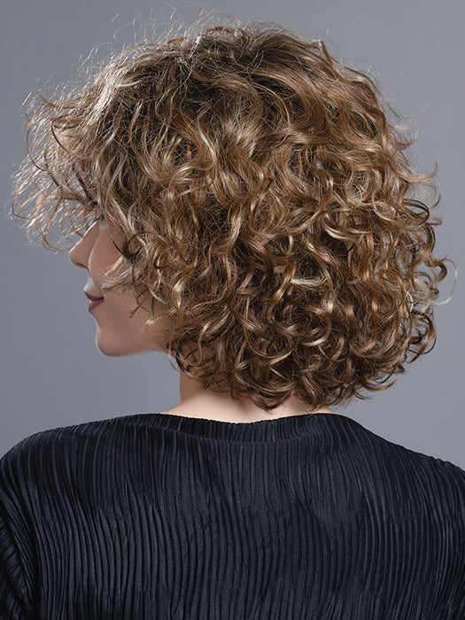 Back view of Loop wig by Ellen Wille – a curly, synthetic style from the Changes Collection. Colour Tobacco Rooted.