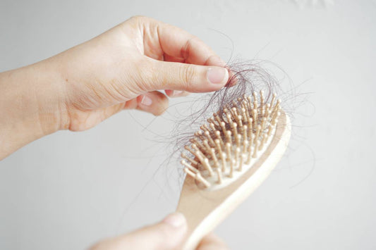 Alopecia: What Causes It and How To Deal With It