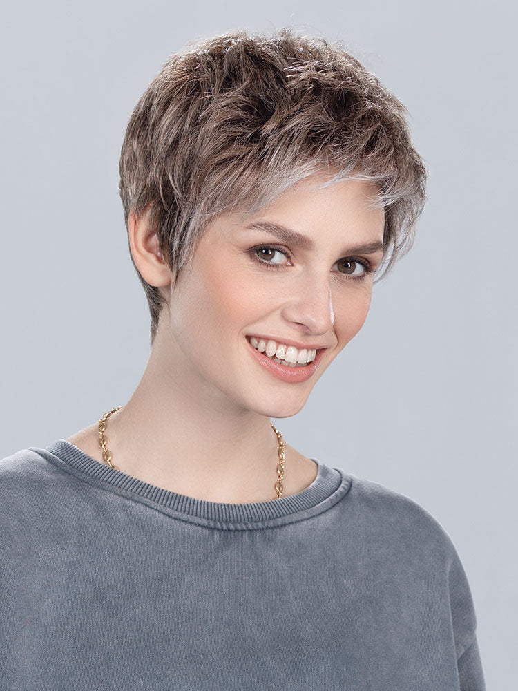 Chat wig - Ellen Wille Perucci Collection