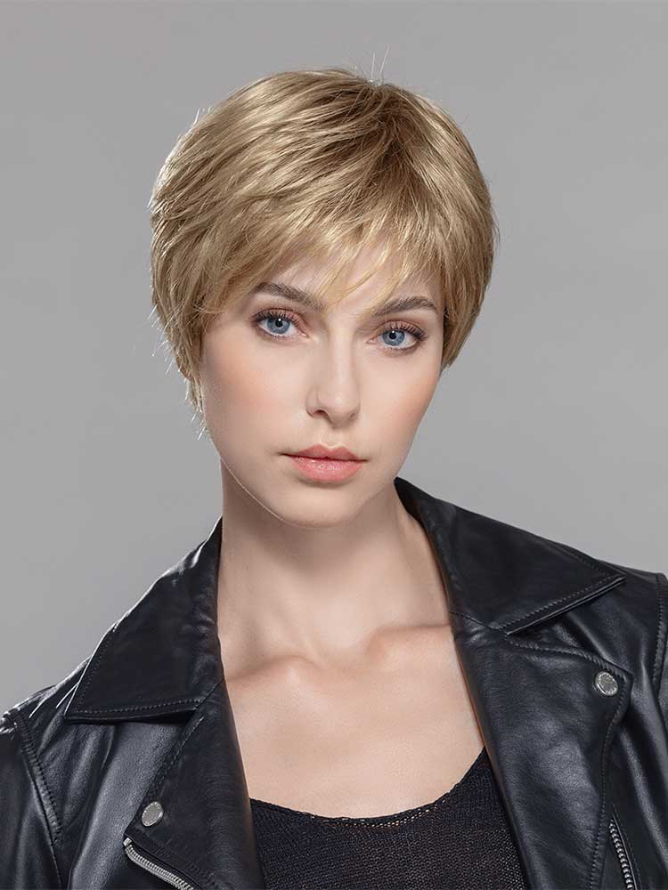 Cori Petite Deluxe wig - Ellen Wille Stimulate Collection