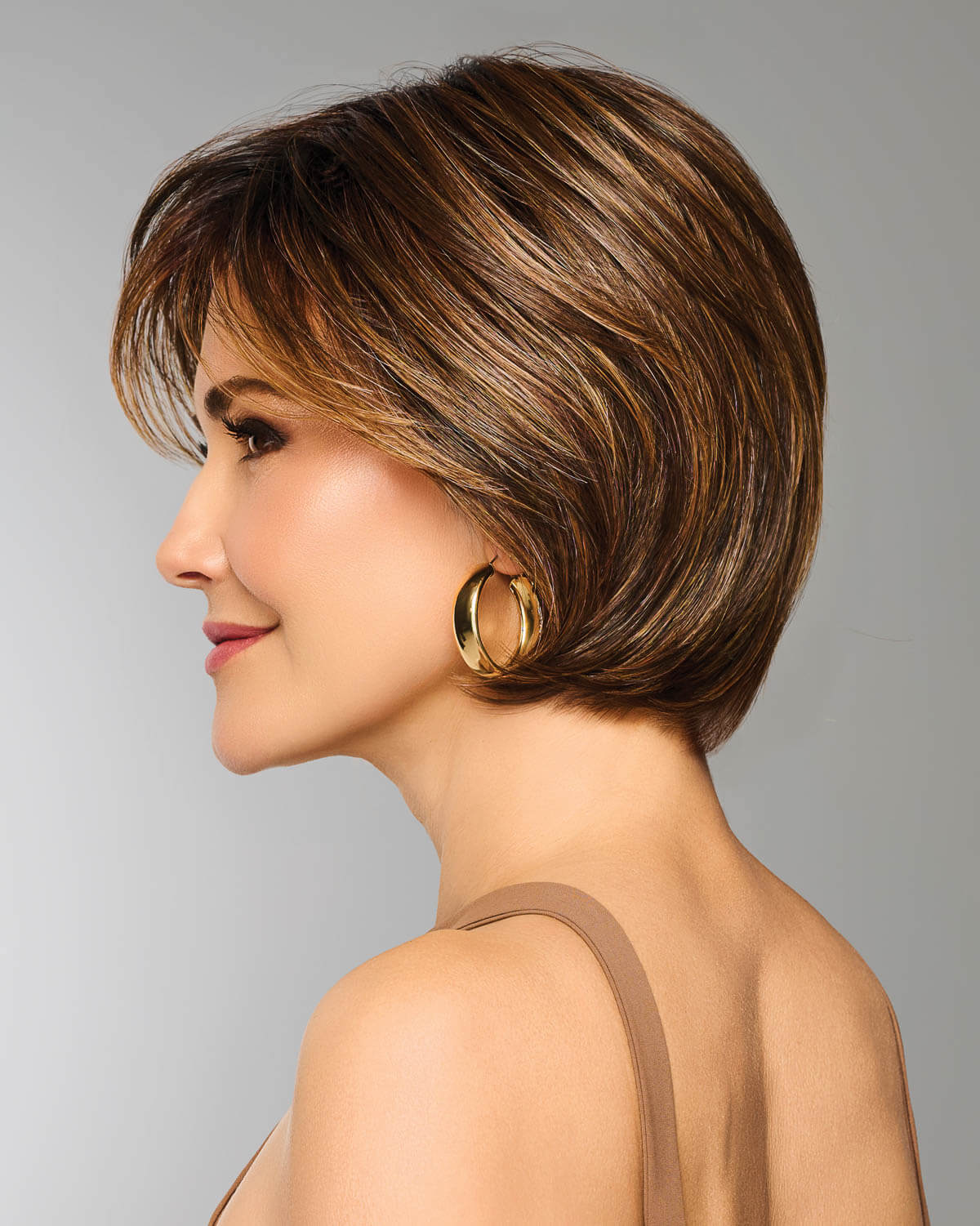 Effortless Style wig - Raquel Welch