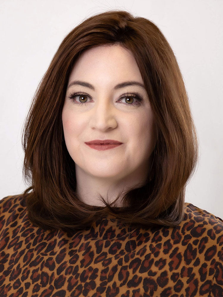 Hera 15 Human Hair wig by Dimples Collection is a beautiful, shoulder length style.