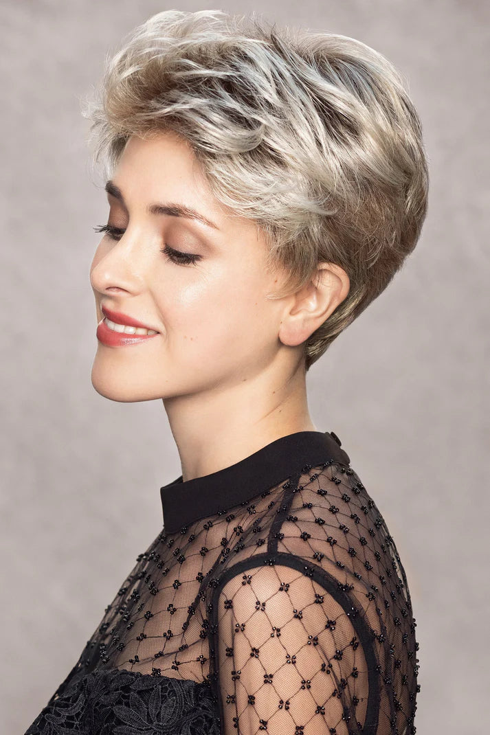 High End Star wig - Gisela Mayer