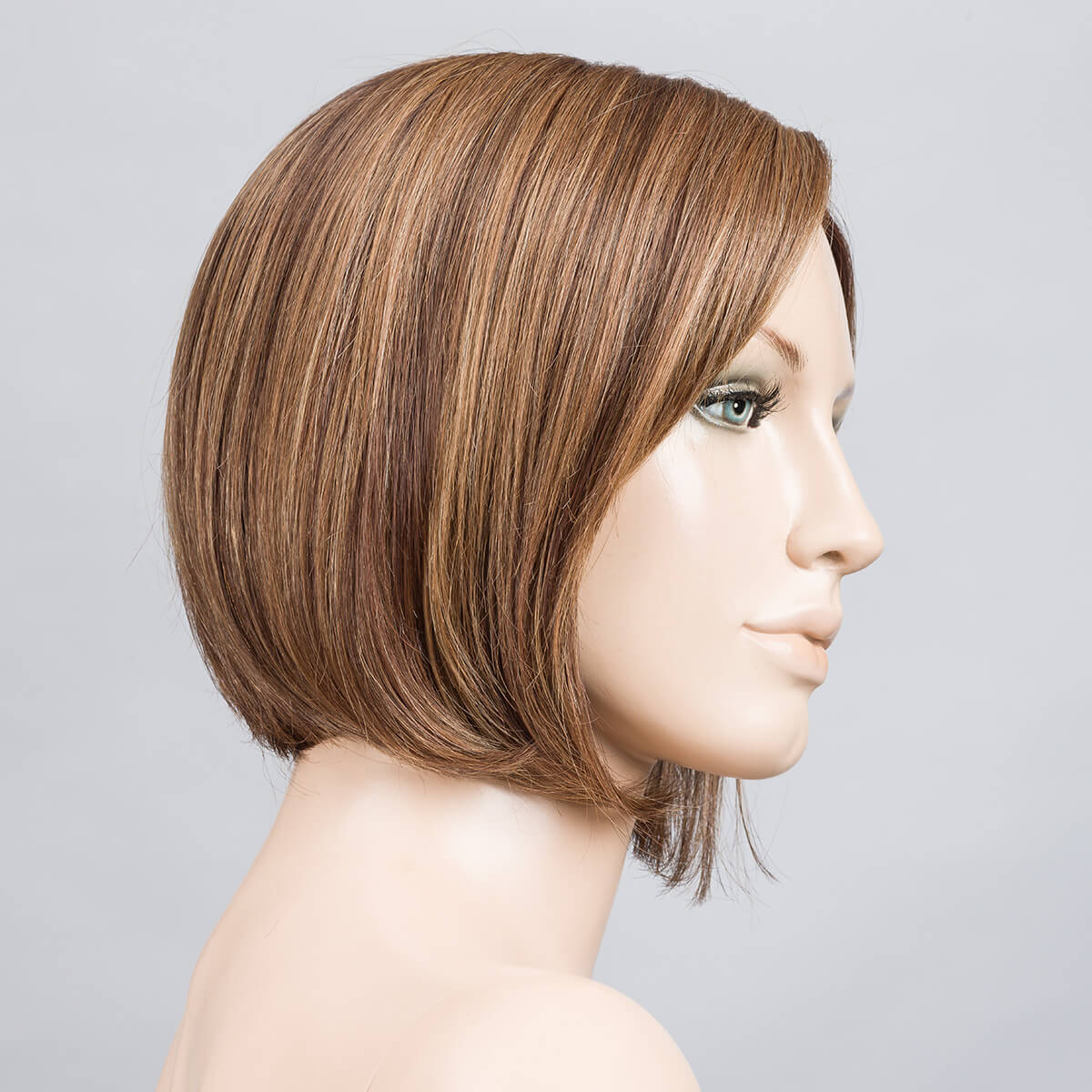 Mood Deluxe wig by Ellen Wille in Mocca Rooted – heat-friendly bob with lace front and mono top by Prime Power Collection.