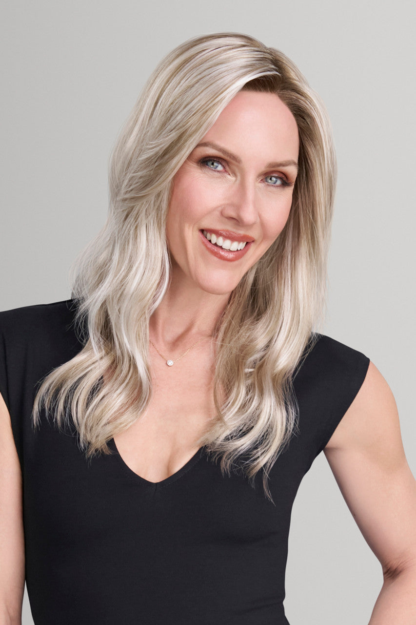 Olivia wig by Jon Renau has long, soft beachy waves with an ear-to-ear lace front for a natural hairline.