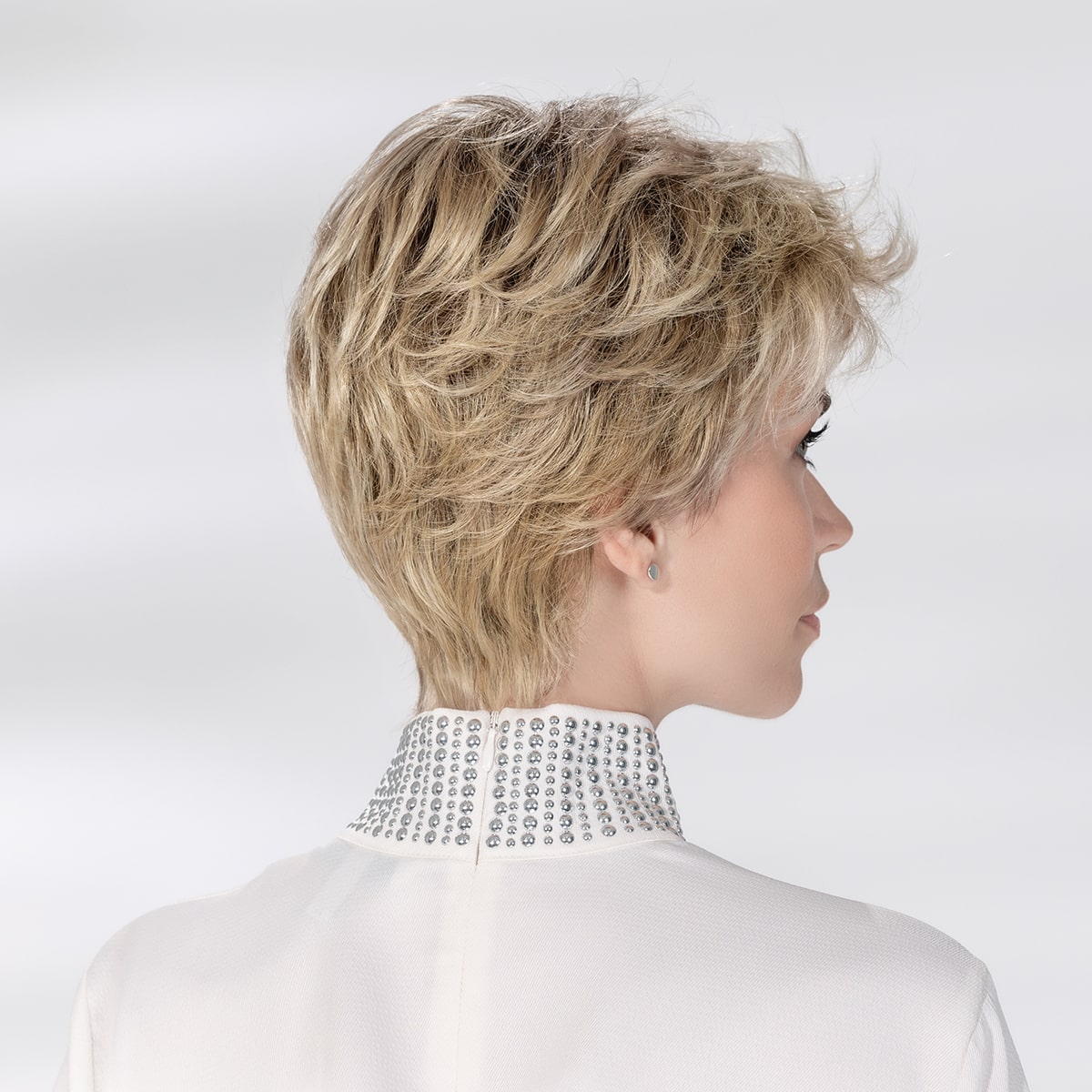 Posh Deluxe wig - Ellen Wille Hair Society Collection
