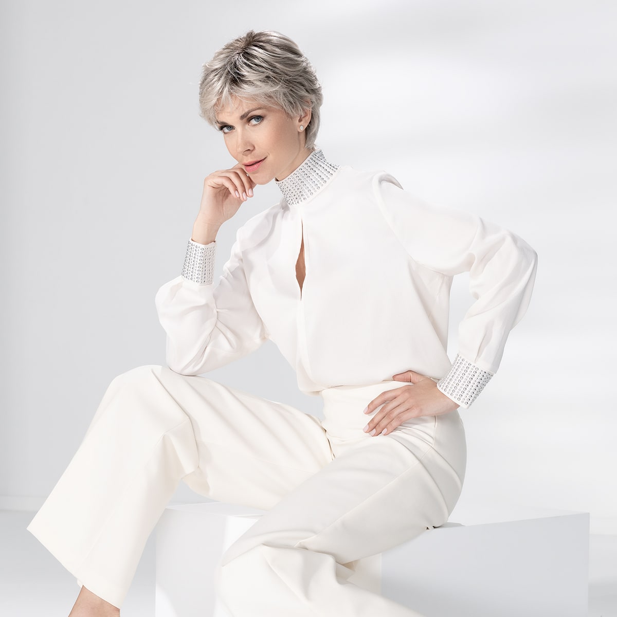 Posh Deluxe wig - Ellen Wille Hair Society Collection